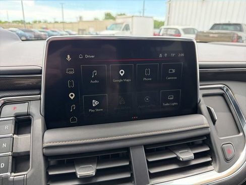 Used 2023 GMC Yukon XL AT4 w/ Technology Package AWD/4WD image 18