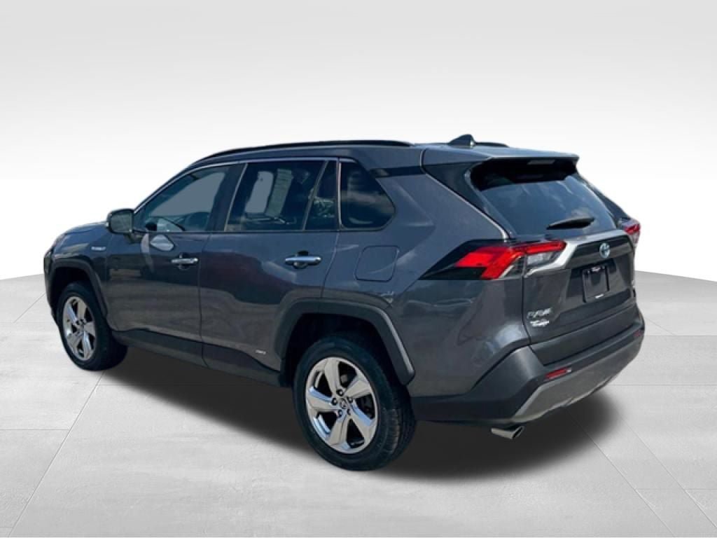 Used 2021 Toyota RAV4 Limited AWD/4WD image 5