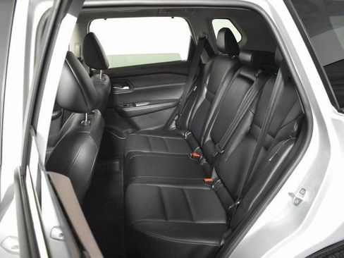 Certified 2023 Nissan Rogue SV w/ SV Premium Package image 27