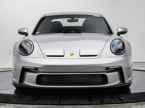 Used 2023 Porsche 911 GT3 RWD image 33
