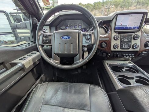 Used 2015 Ford F250 Lariat w/ Lariat Ultimate Package AWD/4WD image 15