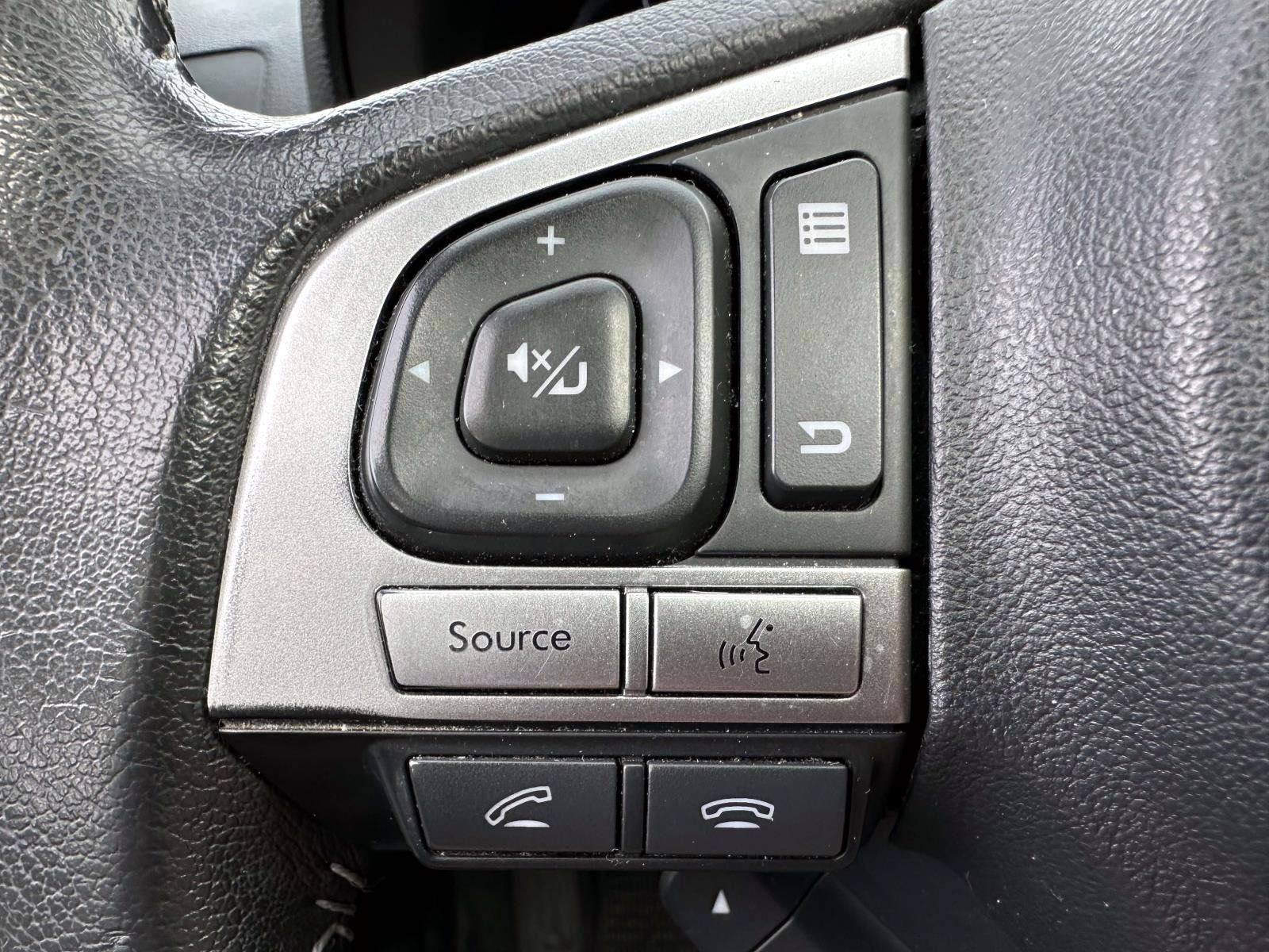 Used 2017 Subaru Forester 2.5i Limited AWD/4WD image 28