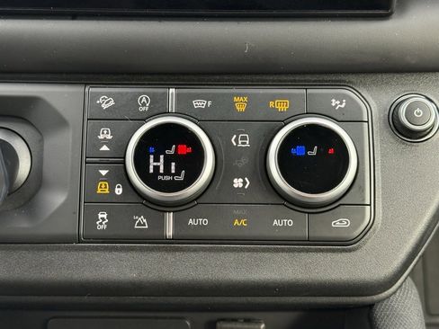 Certified 2024 Land Rover Defender 130 V8 image 26