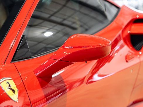 Used 2016 Ferrari 488 GTB RWD image 13