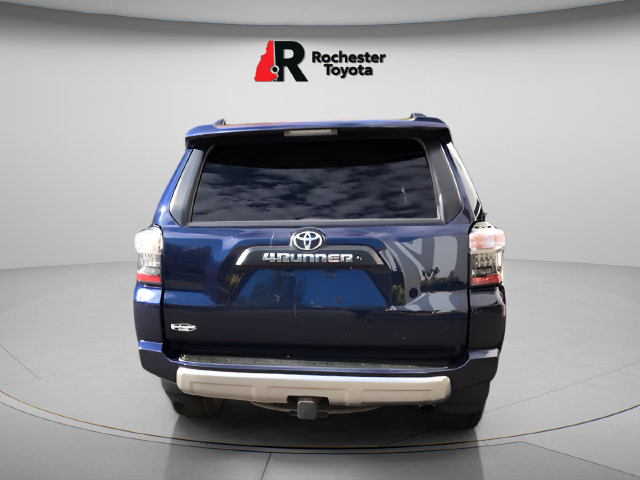 Certified 2019 Toyota 4Runner TRD Off-Road Premium AWD/4WD image 6