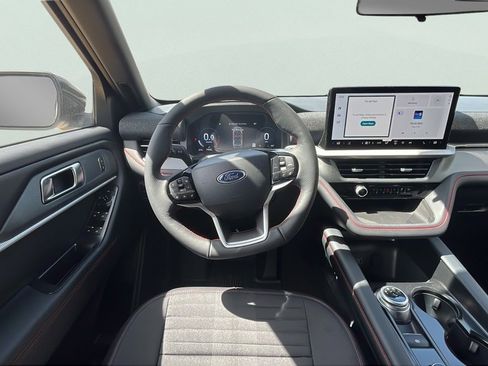 New 2026 Ford Explorer ST-Line AWD/4WD image 11