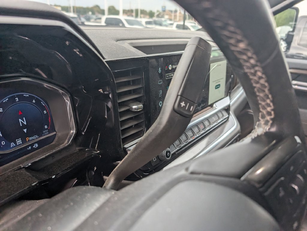 Used 2025 Chevrolet Silverado 3500 High Country w/ High Country Premium Package AWD/4WD image 21