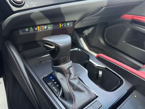 Used 2025 Lexus ES 350 F Sport image 8