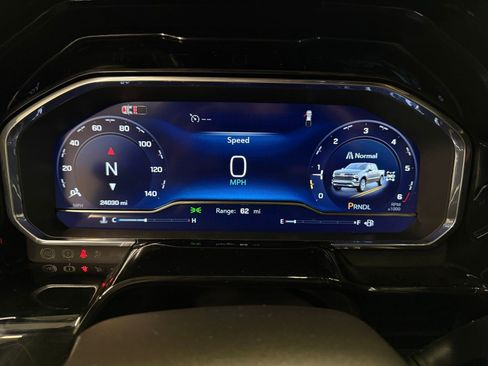 Used 2024 Chevrolet Silverado 1500 LT AWD/4WD image 13