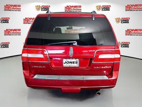 Used 2013 Lincoln Navigator 2WD w/ HD Trailer Tow Pkg image 17