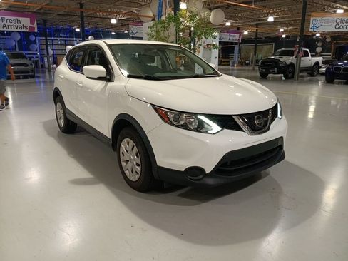 Used 2019 Nissan Rogue Sport S AWD/4WD image 5