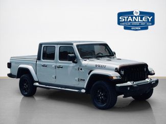 Used 2022 Jeep Gladiator Sport AWD/4WD video 1