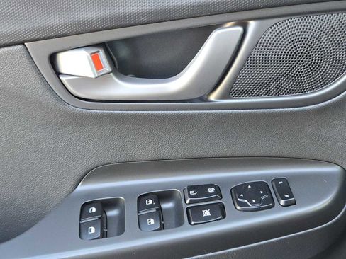 Used 2021 Hyundai Kona Ultimate image 21