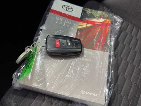Used 2024 Toyota GR86 RWD image 28