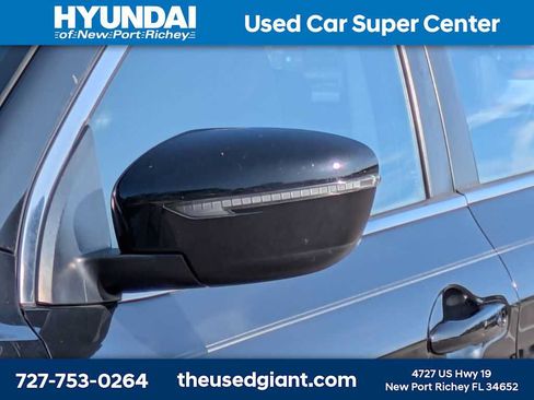 Used 2018 Nissan Rogue Sport SV w/ SV All-Weather Package AWD/4WD image 11