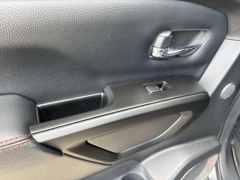 Used 2023 Nissan Titan PRO-4X image 30