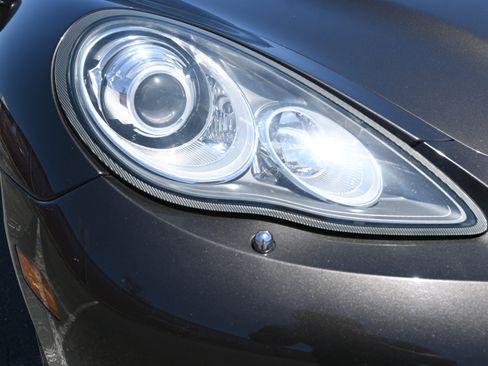 Used 2011 Porsche Panamera S RWD image 19