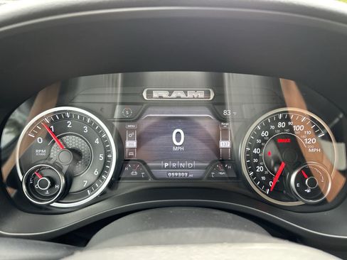 Used 2019 RAM 1500 Big Horn AWD/4WD image 12