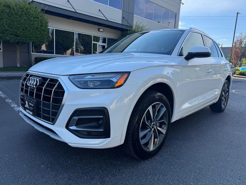 Used 2021 Audi Q5 2.0T Premium Plus w/ Premium Plus Package AWD/4WD image 4