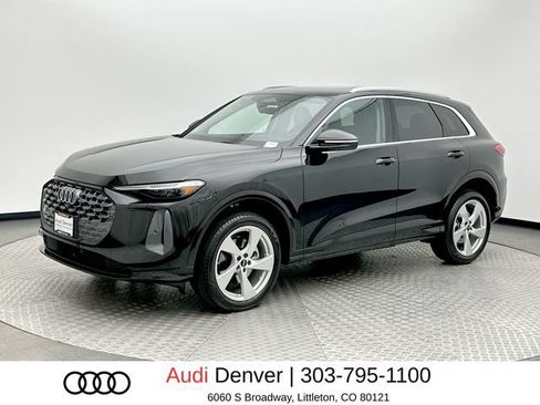 Used 2025 Audi Q5 Premium Plus w/ Premium Plus AWD/4WD image 1