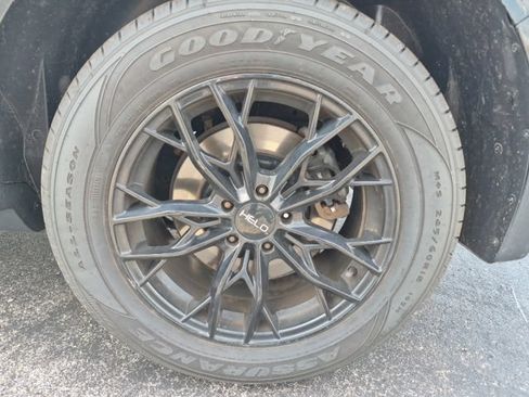 Used 2014 Ford Edge SEL w/ Equipment Group 205A FWD image 10