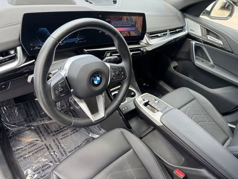 Certified 2025 BMW X2 xDrive28i w/ Technology Package AWD/4WD image 18