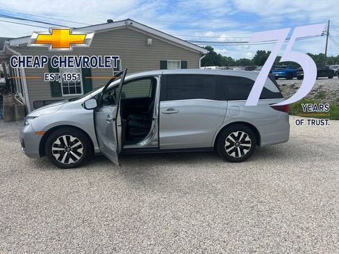 Used 2025 Honda Odyssey EX-L image 3