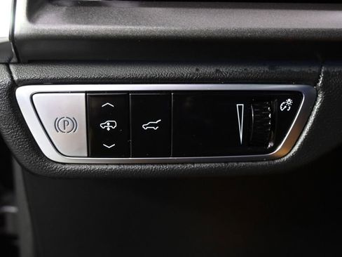 Certified 2026 Cadillac Vistiq Premium Luxury w/ LPO, Floor Liner Package AWD/4WD image 25