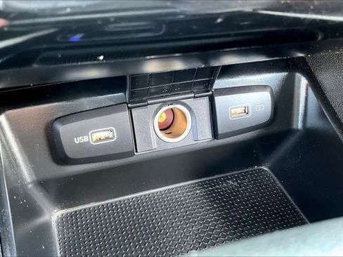 Used 2023 Hyundai Tucson SE image 31