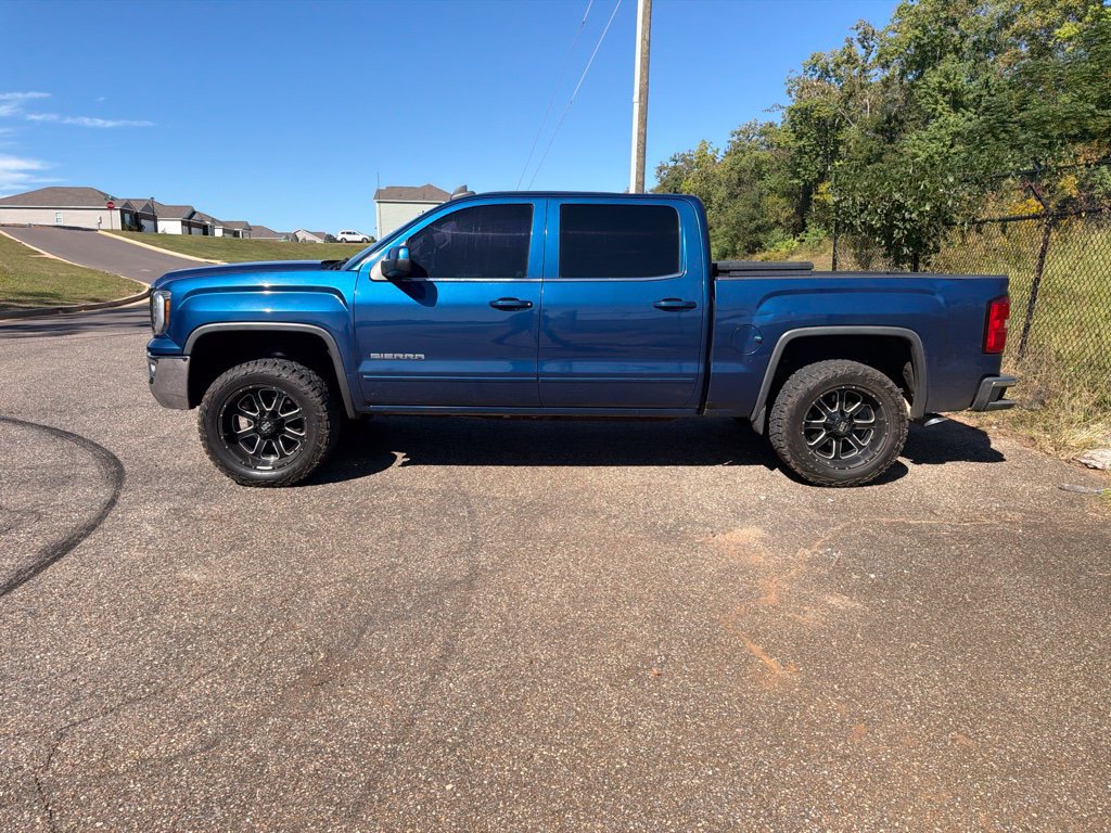 Used 2017 GMC Sierra 1500 SLE w/ SLE Value Package RWD image 9