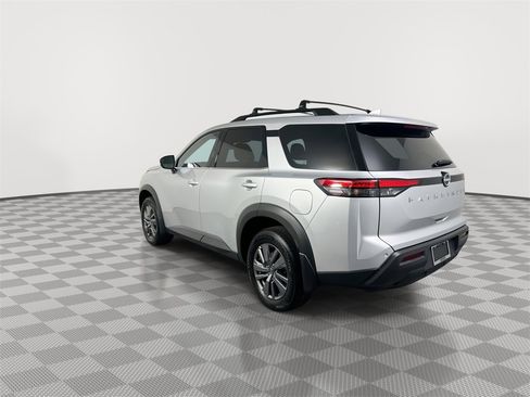 New 2025 Nissan Pathfinder SV image 6