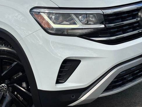 Used 2022 Volkswagen Atlas Cross Sport SE image 8