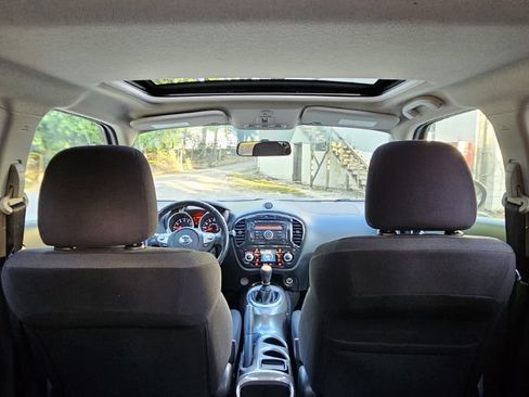 Used 2011 Nissan Juke SV FWD image 15