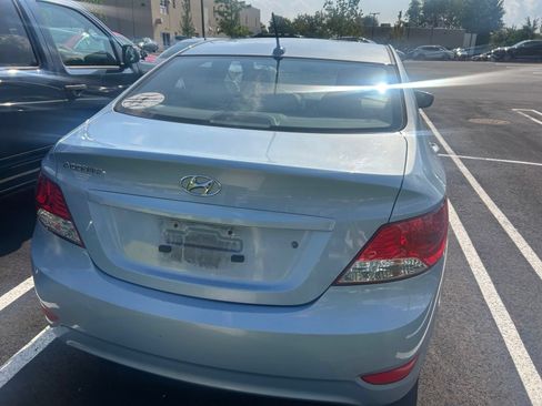 Used 2014 Hyundai Accent GLS FWD image 4