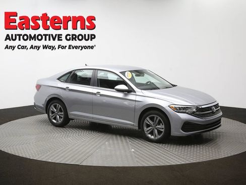 Used 2024 Volkswagen Jetta SE image 46