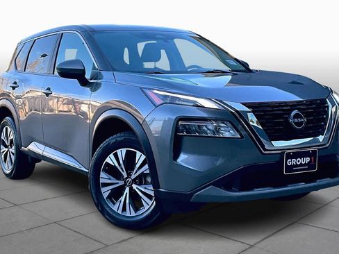 Certified 2023 Nissan Rogue SV image 3