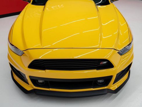 Used 2015 Ford Mustang GT Premium w/ GT Performance Package RWD image 7