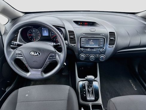 Used 2018 Kia Forte LX w/ LX Rear Camera Package FWD image 14