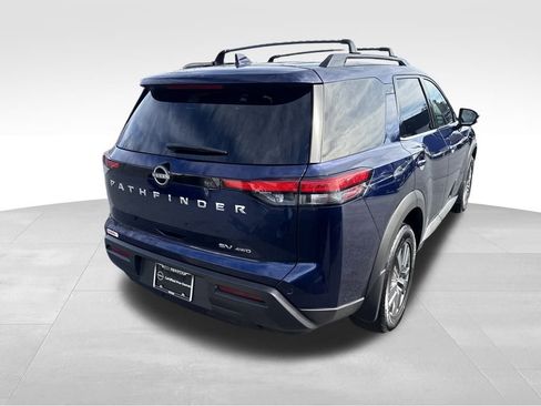 Used 2022 Nissan Pathfinder SV image 6