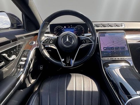 Used 2023 Mercedes-Benz S 500 4MATIC w/ Warmth & Comfort Package image 8