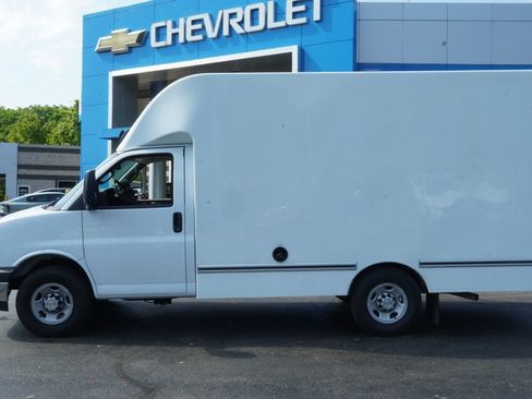 New 2026 Chevrolet Express 3500 w/ Power Convenience Package RWD image 2