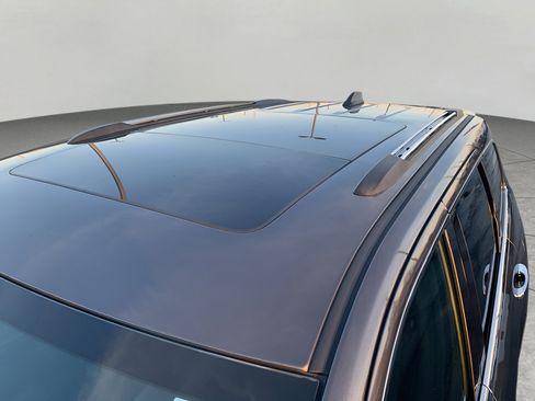 Used 2021 Jeep Grand Cherokee Limited w/ Luxury Group II image 26