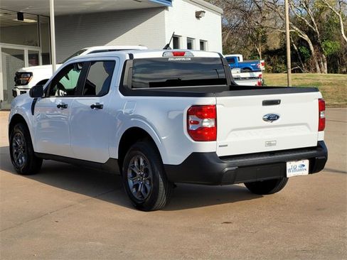 Used 2023 Ford Maverick XLT image 6