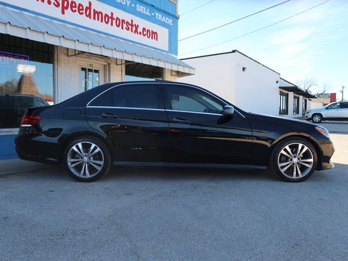 Used 2014 Mercedes-Benz E 350 Sedan w/ Premium 1 Package image 4