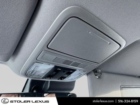 Used 2021 Honda Pilot Special Edition image 36