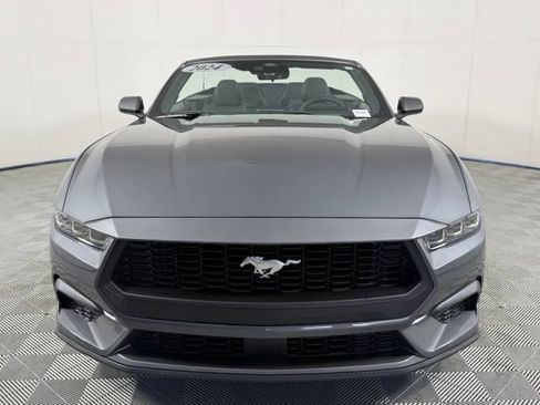 Used 2024 Ford Mustang Convertible RWD image 11