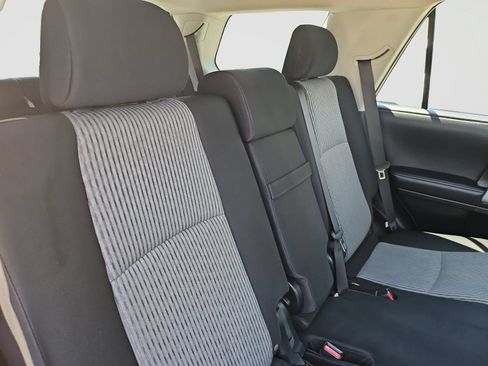 Used 2022 Toyota 4Runner SR5 AWD/4WD image 43