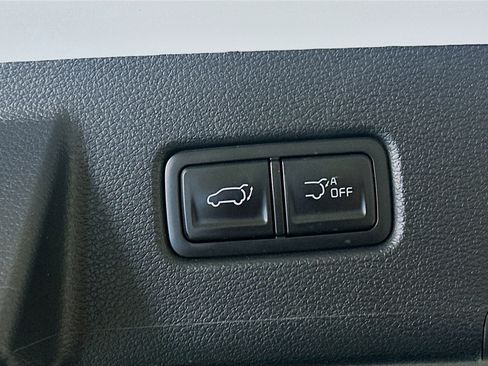 Used 2025 Kia Telluride S image 31