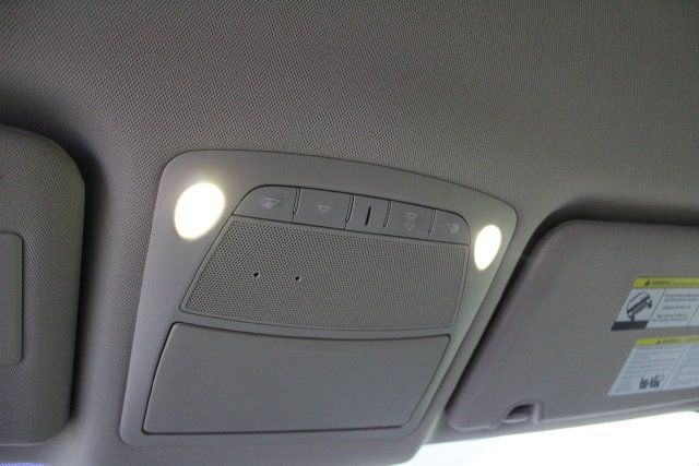 Used 2017 Nissan Rogue SV FWD image 21
