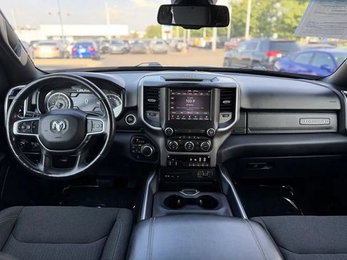 Used 2019 RAM 1500 Big Horn AWD/4WD image 11